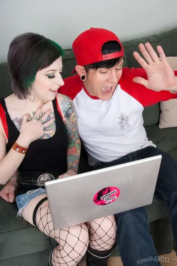 Miss Genocide – Skinny Tattooed Brunette Gets Fucked and Spreads Her Legs