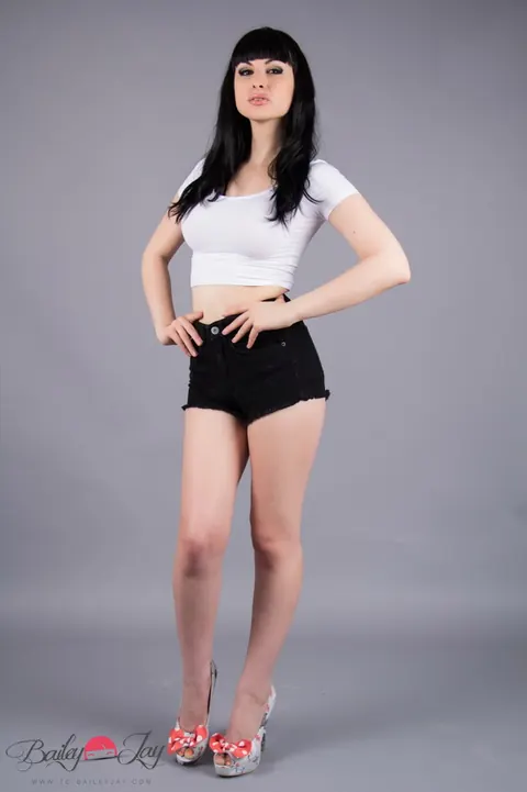 Trans Woman Peels Off Her Clothes and Poses Fully Nude Front and Back – photo 1 of 12