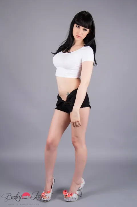 Trans Woman Peels Off Her Clothes and Poses Fully Nude Front and Back – photo 2 of 12