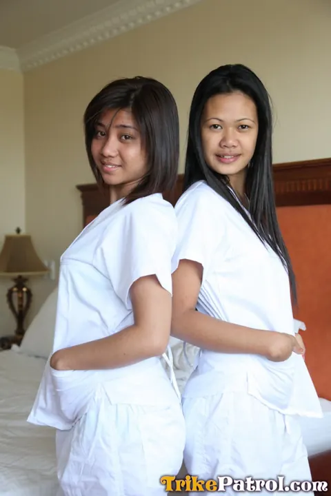 Hairy Filipina Nurses Kiss, Finger and Lick Pussy – photo 2 of 15