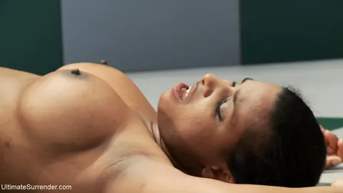 Dee Williams: Tall Ebony MILF in Bondage Fingers and Licks Blonde Partner – photo 9 of 21