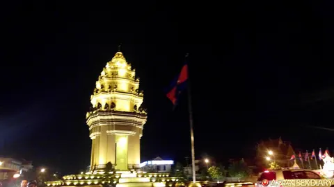 Asian Woman Has Hotel Sex with Her Partner – photo 2 of 21
