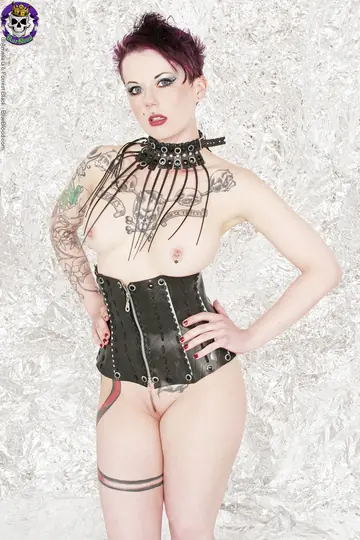 Pale PAWG Redhead Flaunts Her Tattoos and Piercings