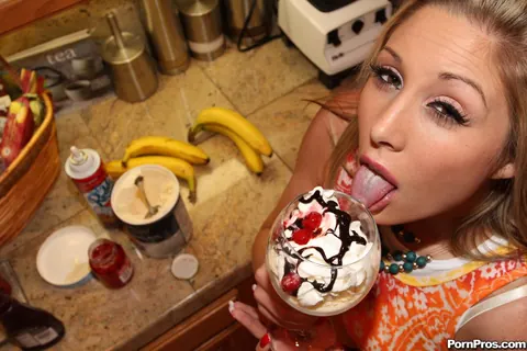 Malia Kelly: Blonde with Small Natural Tits and a Tattoo Uses a Banana Dildo – photo 11 of 17