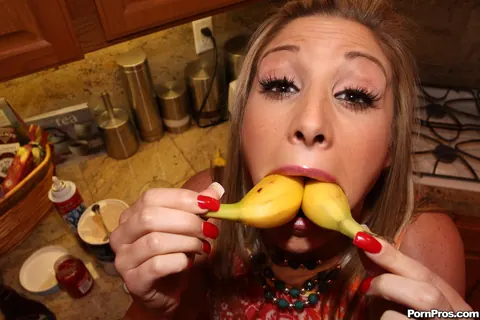 Malia Kelly: Blonde with Small Natural Tits and a Tattoo Uses a Banana Dildo – photo 17 of 17