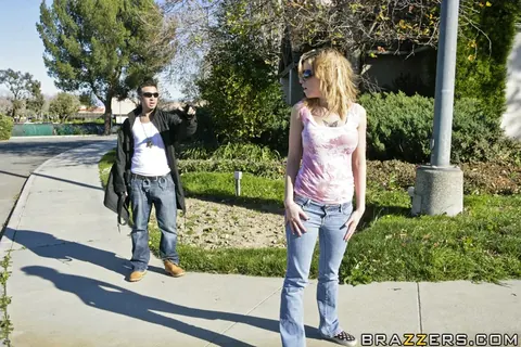Trina Michaels: Thick Blonde MILF Rides Anal Outdoors and Takes a Facial – photo 3 of 21