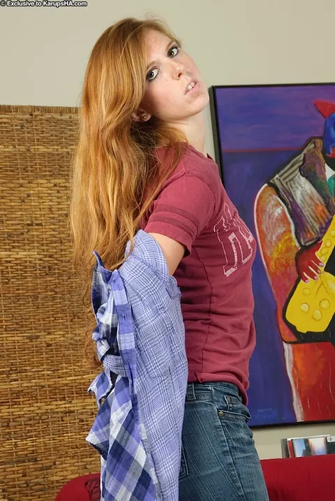 Mandy Hudson: Redhead in Jeans Spreads Her Shaved Pussy – photo 1 of 16