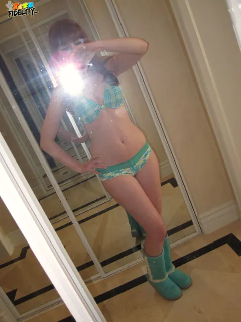 Kelly Madison: Slim Redhead with Big Natural Tits Shows Off in Lingerie Mirror Selfie – photo 7 of 18