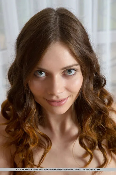 Kei A: Brunette Spreads Her Shaved Pussy Wide in Close-Up – photo 5 of 18