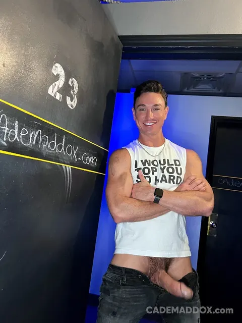 Hairy Bodybuilder Strips Nude to Flex His Muscular Body and Big Cock – photo 19 of 19