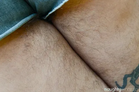 Harley Hex: BBW Strips Outdoors and Spreads Her Hairy Pussy – photo 7 of 21