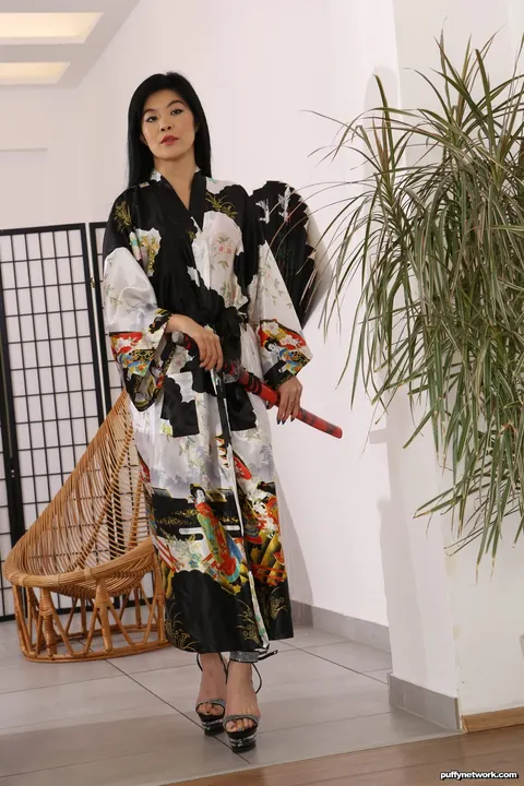 Akasha Colium: Tattooed Asian MILF Dildos Her Pussy and Pisses in Heels – photo 1 of 15