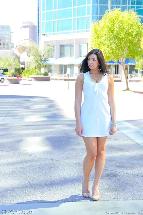 Black-Haired Babe Strips Out of Her White Dress in Public – photo 20 of 20