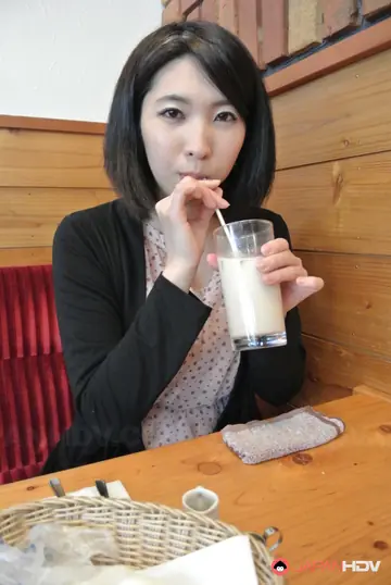 Black-Haired Asian MILF Gets Her Hairy Pussy Licked