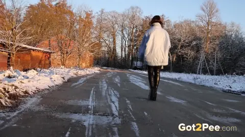 Thai Woman Squats and Spreads on Frozen Ground – photo 15 of 15