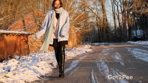 Thai Woman Squats and Spreads on Frozen Ground – photo 1 of 15
