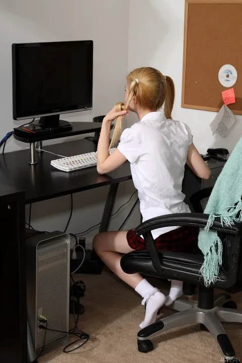 Kennedy Kressler: Petite Blonde Dildos Her Pussy on a Chair in Socks – photo 1 of 20
