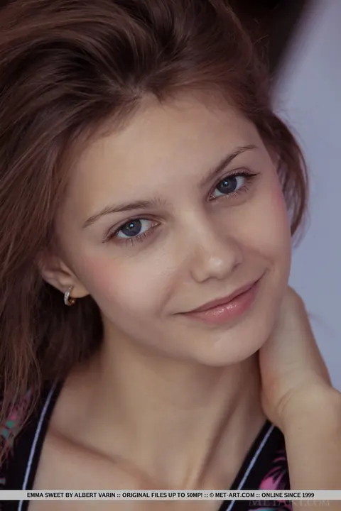 Emma Sweet: Ukrainian Brunette Strips Off Her Panties and Spreads Her Shaved Pussy – photo 2 of 18