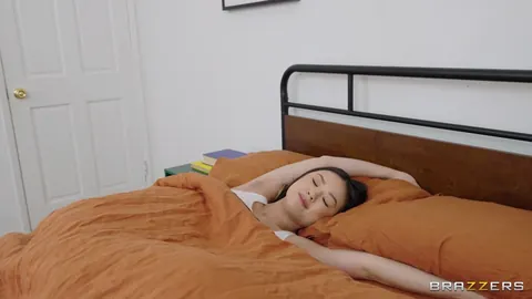 Lulu Chu & Reese Robbins: Petite Asian Woman Fucks a Black Man – photo 4 of 21