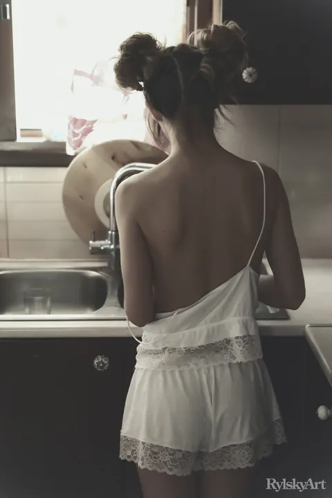 Nedda: Brunette PAWG Masturbates with a Dildo in the Kitchen – photo 1 of 16