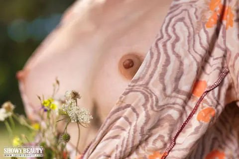 Blonde Spreads Her Labia Wide in an Outdoor Clearing – photo 3 of 20