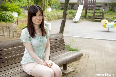 Japanese Woman Lets Stranger Finger Her Hairy Pussy – photo 1 of 21