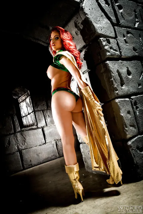 Britney Amber: Busty Redhead in Cosplay Costume and Boots Spreads – photo 10 of 16