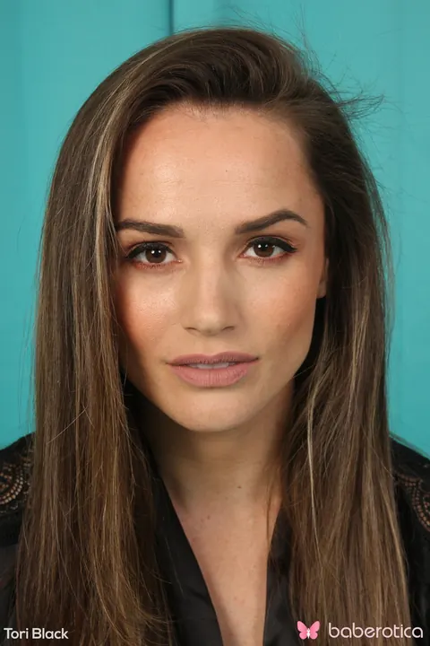 Tori Black: Tall Brunette in Panties Spreads Her Hairy Pussy on the Bed – photo 1 of 15