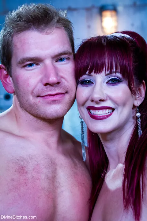Maitresse Madeline Marlowe: Tattooed Redhead Uses a Strap-On and Gives a Handjob – photo 20 of 20