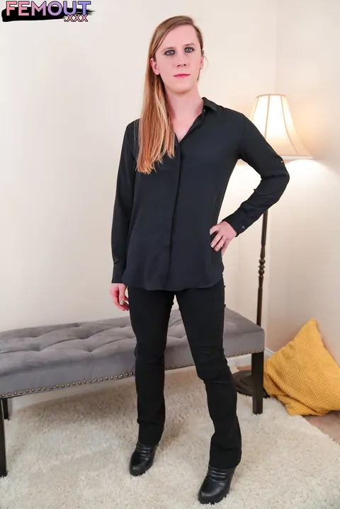 Thick Trans Woman Fucks in Her Panties – photo 2 of 16