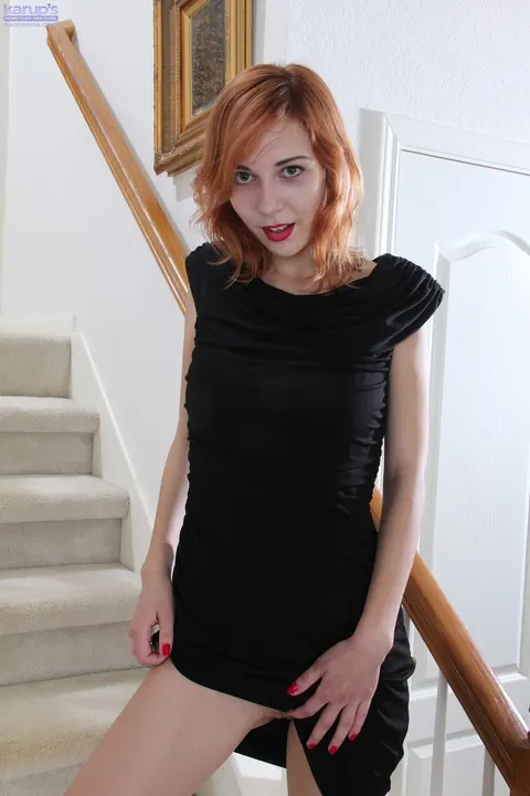 Nancy Reid: Redhead MILF Strips Out of Her Dress and Panties – photo 3 of 21