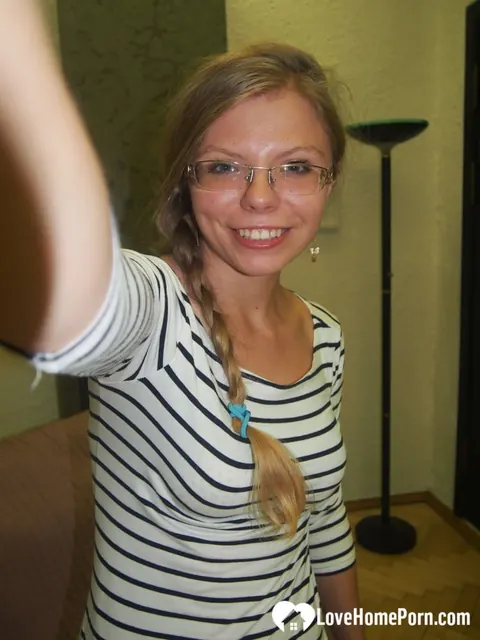 Ekaterina Ananasova: Brunette Amateur Shows Off Her Natural Tits in Topless Selfies – photo 5 of 15