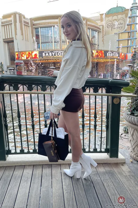 Maria Kazi: Slim Curvy Blonde Opens Her Legs for a Close-Up View – photo 21 of 21