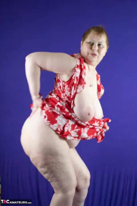 Posh Sophia: Blonde BBW in Latex and Boots Shows Her Big Natural Tits – photo 12 of 16