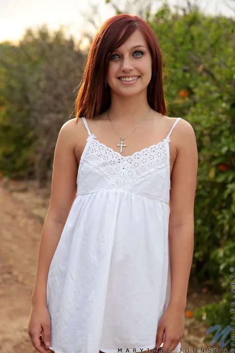 Maryjane Johnson: Tattooed Brunette Strips and Masturbates on a Dirt Road – photo 2 of 14