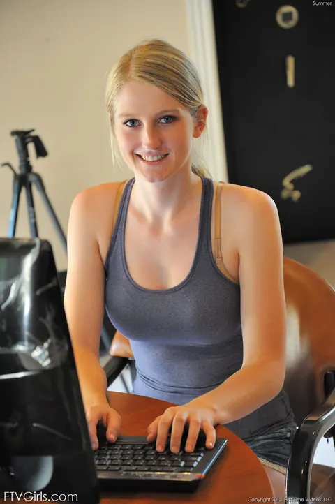 Summer Carter: Blonde in Shorts Masturbates with a Blue Toy Outdoors – photo 20 of 20