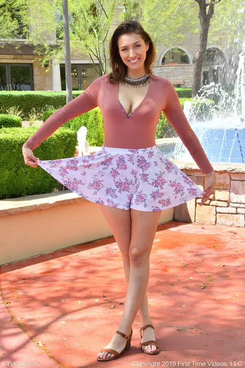 Bella Rolland: Tall Brunette Shows Off Her Big Pierced Tits in Public – photo 4 of 15