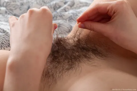 Marika Di: Busty Brunette Fingers Her Hairy Pussy and Spreads Wide – photo 8 of 21