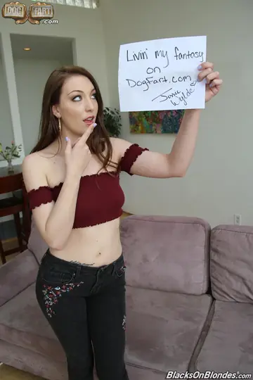Jessie Wylde – Pale Brunette MILF Undresses and Takes Black Cock in Mouth