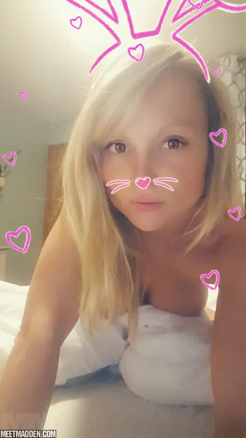 Meet Madden: Slim Blonde MILF with Big Tits Spreads in a Selfie – photo 4 of 15
