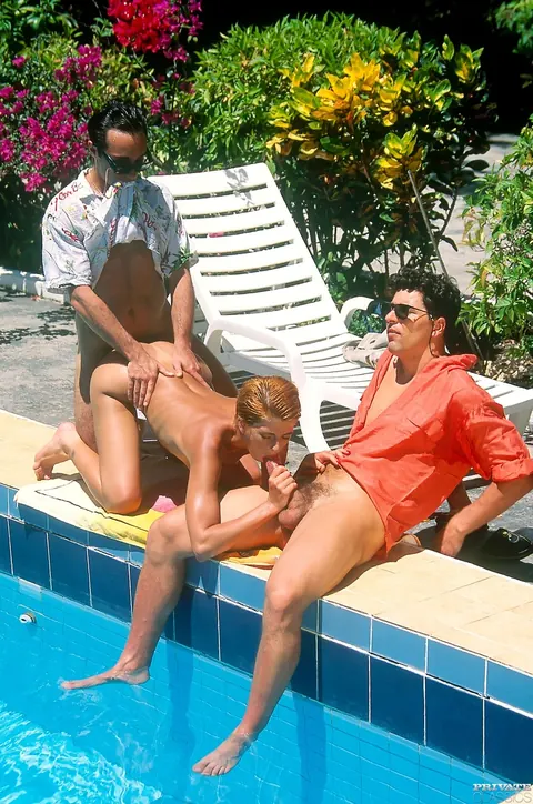 Short-Haired Woman Takes Double Penetration and a Facial by the Pool – photo 6 of 12