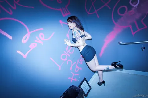 Ladie Lane: Short-Haired Brunette Strips and Spreads in the Bathroom – photo 7 of 17
