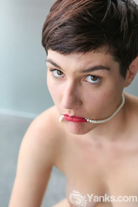Short-Haired Brunette Reveals Her Trimmed Pussy Outdoors in Lingerie – photo 12 of 17