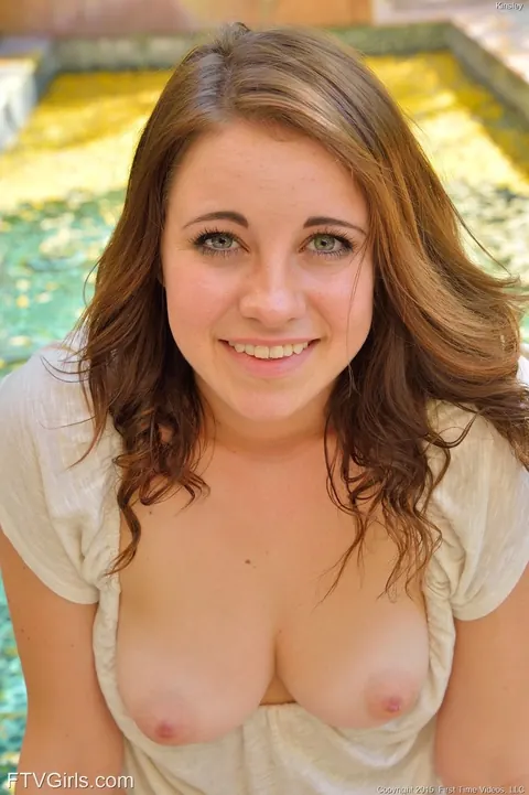 Kinsley Eden: Redhead Masturbates with a Dildo and Anal on a Public Bench – photo 5 of 16