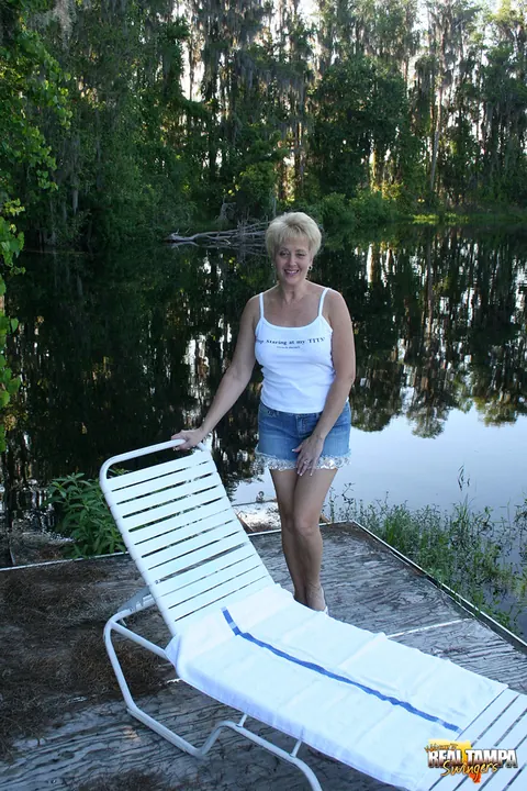 Tracy Lick: Tall Mature Blonde Fingers Her Shaved Pussy Outdoors – photo 1 of 15
