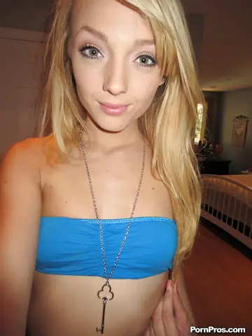 Slim Blonde Fingers Her Pussy in a Selfie