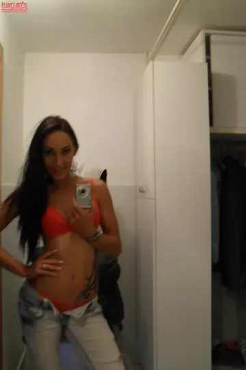 Tattooed Brunette PAWG Strips Out of Her Lingerie for Mirror Selfies