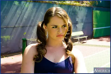 Tori Black – Tall Brunette Takes Anal and a Facial in the Bathroom