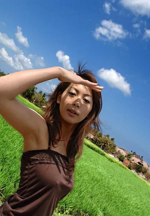 Japanese Redhead Reveals Her Tits in the Forest – photo 2 of 16