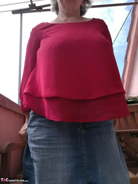 Short-Haired Woman Pulls Down Her Pantyhose and Spreads Her Pussy on the Patio – photo 9 of 20